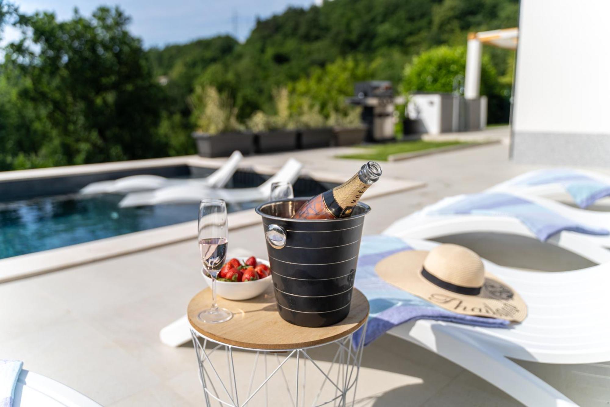 Mare&monti In Opatija, Pool, Ev Station, Sea View, Bbq
